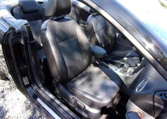 Ford Focus 2.0TDCi100kW TITANIUM 183000KM nafta manuál - 19