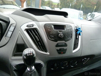 Ford Transit Tourneo Custom 2.2 tdci 6 míst - 19