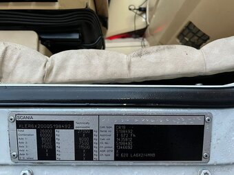 Scania R620 V8 6x2 TOPLINE OPTICRUISE HYDRAULIK EURO IV natá - 19