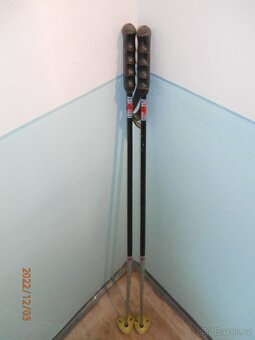 Lyže, vázání, přeskáče a hůlky - 19