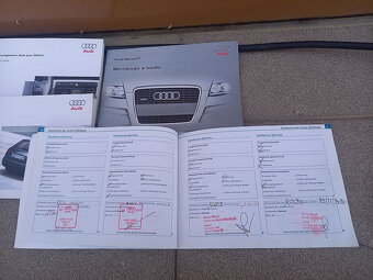 Audi A4, 2.0TDi 125kW S-line-Navi - 19