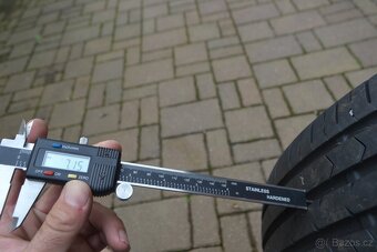 Kola Škoda Octavia II, VW 5x112 + letní pneu 195/65R15 Cont. - 19
