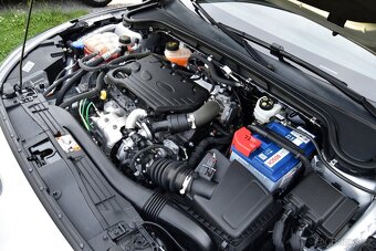 Ford Focus kombi 1.5 TDCi 6st,NAVI,VÝHŘEV,TEMP,KLIMA,PARKING - 19