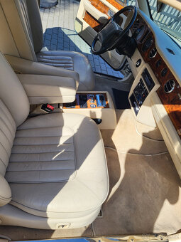 Porsche 911 S 1975 a Rolls Royce SS II. 1990 - 19