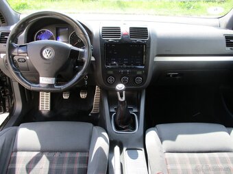 VW GOLF V - 2.0 GTi, 147 KW - 19