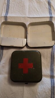 Vojenské somradlo, polní láhve, hilzny,ešusy,lékárničky - 19