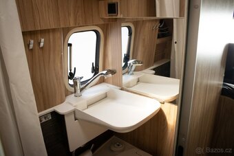 Hymer GRAND CANYON S CROSSOVER MERCEDES-BENZ - 19
