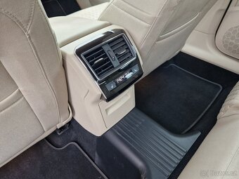 Škoda Superb 3,2.0TDi,140KW,STYLE,MANUÁL1.MAJ.ČR,R.V.10/2017 - 19