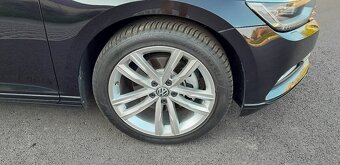 Passat variant b8 1.4 tsi 110 kw naj. 124 FULL-LED - 19