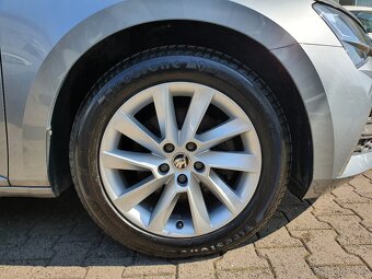 Škoda Superb iV Combi Style 1.4 TSI 160kW DSG 120tkm Matrix - 19