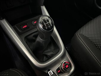 Suzuki Vitara 1.6i 88kW 4x4,SHINE,SERVISKA,TAŽNÉ ZAŘÍZENÍ - 19