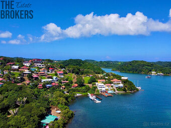 Two Story Wooden Home Czech Village, Roatan - 19