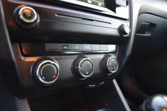 ŠKODA OCTAVIA 1.6 TDI COMBI RV 2016 ČR - 19