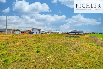 Prodej pozemku k bydlení, 867 m², Cheb, ul. Topolová - 19