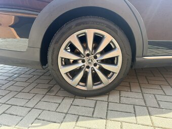 Mercedes-Benz E 220 E 220d 4MATIC All-TerrainT - 19