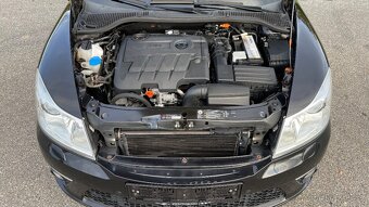 ŠKODA OCTAVIA 2.0TDI RS 125kW DSG COLUMBUS - 19