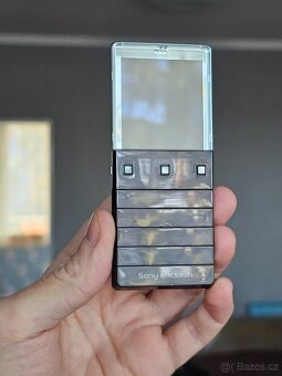 sbírka mobilních telefonů - konvolut - 19
