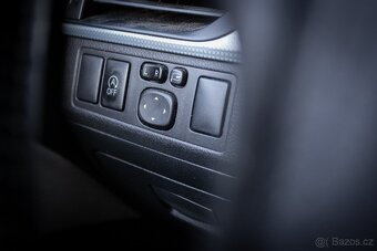 Toyota Avensis Combi 2.0 105kW - 19