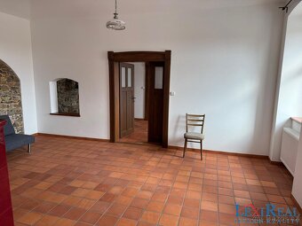 Prodej rodinného domu na pozemku 10 057 m2 Vysoký Újezd - Be - 19