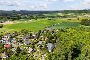 Prodej rodinného domu 600 m² / pozemek 3352 m²  obec Plískov - 19