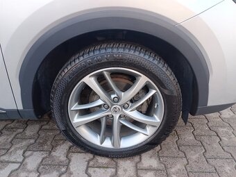 MG EHS PHEV Luxury 1.5 119kW AUT. 84tkm - záruka Autodraft - 19