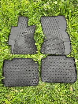 Subaru Legacy 2.5 benzin - 19