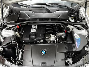 BMW Řada 3 E90 320i 110kW Sedan 6st. Manuál Klima ALU R16 - 19