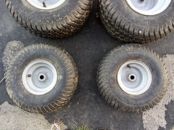 Kolo zahradní traktor - 19