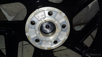 ALU KOLA VW DALLAS GOLF 8 7,5x18 ET51 5x112 PIRELLI225x40x18 - 19