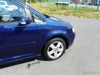 VW Touran 2.0 TDi HIGHLINE-103 KW. Mod. 2006, Bez koroze - 19