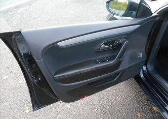 Volkswagen Passat CC 2,0 TDI 103 kW SERVISKA nafta - 19