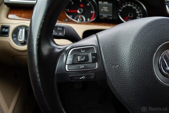 Volkswagen Passat Variant 2.0 TDI BMT Highline 4MOTION - 19