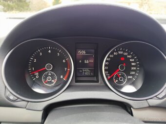 VW Golf VI 1.2 TSI 77 kW + 8.1.2010 - 19
