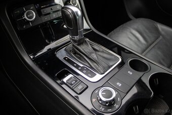 Volkswagen Touareg II 3.0 V6 TDI 240k B - 19