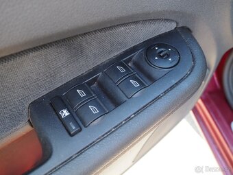 2004 Ford Focus 1.6i 16V, LPG, AC - 19