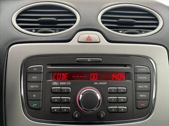 Ford Focus 2,0 TDCi  Duratorq Trend (2010) - 19