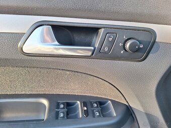 VW Touran 1.9 Tdi DSG PLNÝ SERVIS - 19