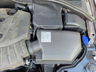 Volvo XC70
2.4 D4 TZ Xenon Kuže249 000 Kč
 - 19