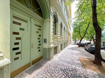 Prodej celopodlažního bytu 4+1 (162 m²) + sklep cca 9 m², Ur - 19