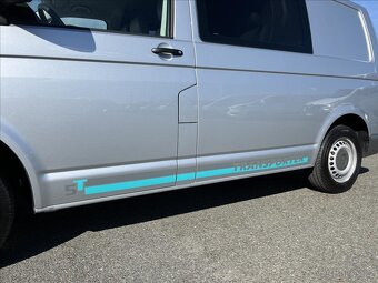 VW T5 Transporter 2,0TDi, 6Míst, velmi pěkný bez koroze - 19