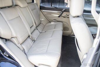 Mitsubishi Pajero 3.2DI-D LWB Paris A/T - 19