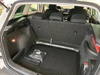 Škoda Karoq 1.6 TDI - 19