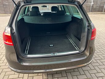 VW Passat Variant 2.0TDI 103KW Manuál Kamera NAVI ACC 2014 - 19