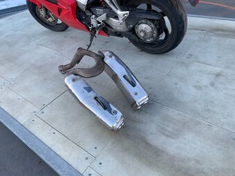 Honda VFR 800 80KW, VÝFUK - 19