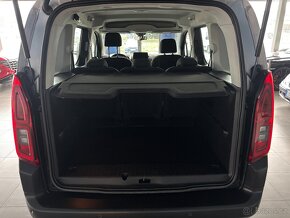 Citroën Berlingo 1,5 1.MAJ,ČR,SERVISKA,BHDI96kW - 19