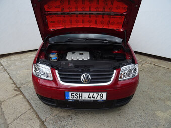 Volkswagen Touran 2.0TDi,103kW,s.navigace,tažné zařízení,kli - 19