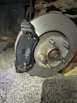 Toyota Avensis T27 2.0 D-4D - 19