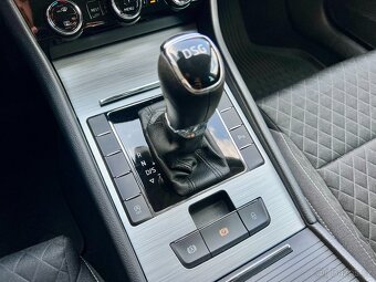 Škoda Superb 2,0 TDi DSG VIRTUAL ACC ZÁRUKA / 2021 - 19