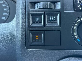 Transporter 2,5tdi 101tis.km 128kw 4x4,webasto,tažné 3000kg - 19