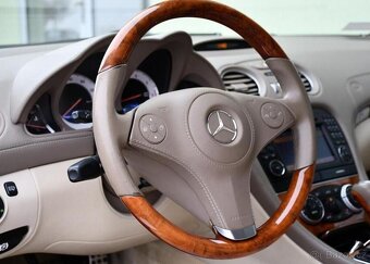 Mercedes-Benz SL 550 5.5 V8 285kW AMG H/K - 19